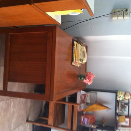 White Orchid Inn I Bangkok Esterno foto