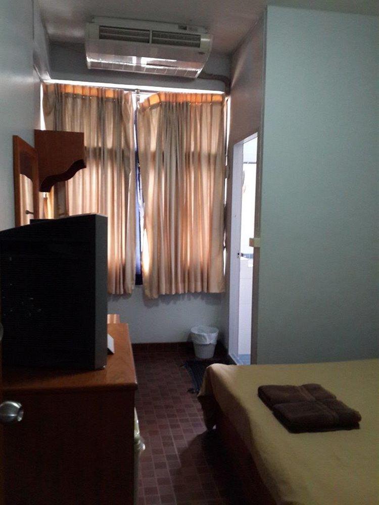 White Orchid Inn I Bangkok Esterno foto