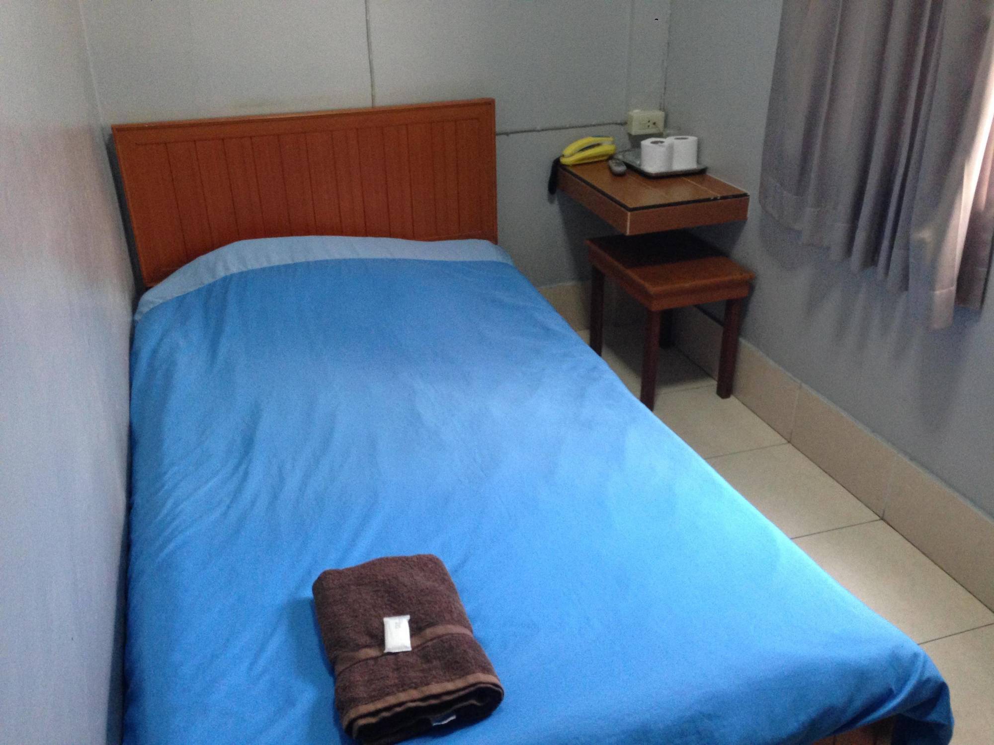 White Orchid Inn I Bangkok Esterno foto